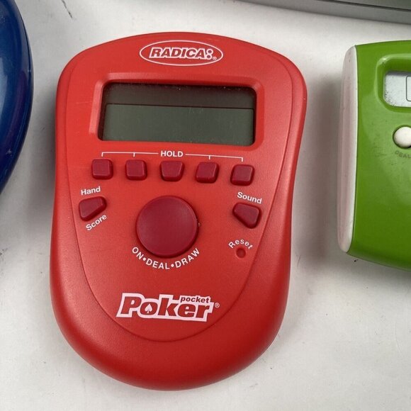 TESTED Lot of 6 Handheld Electronic Games Radica Hasbro Poker Simon Blackjack - Picture 3 of 8